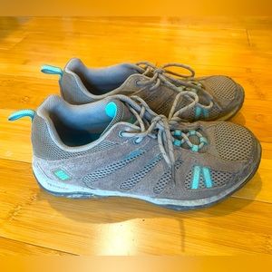 Columbia hiking boots